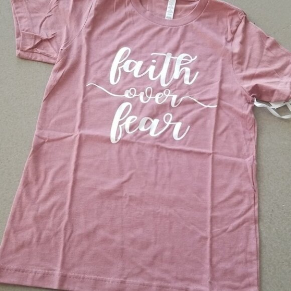 Faith over Fear Casual tee top - Picture 3 of 3